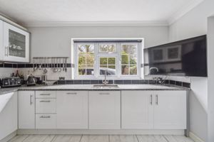 Photo 19- click for photo gallery